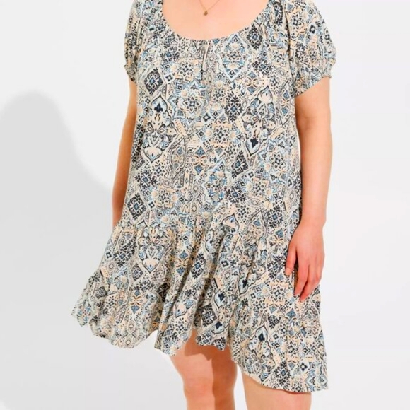❤NWT VINTAGE TORRID TRAPEZE DRESS MEDALLION PRINT PUFF SLEEVE TIERED - PLUS SIZE - Picture 4 of 13